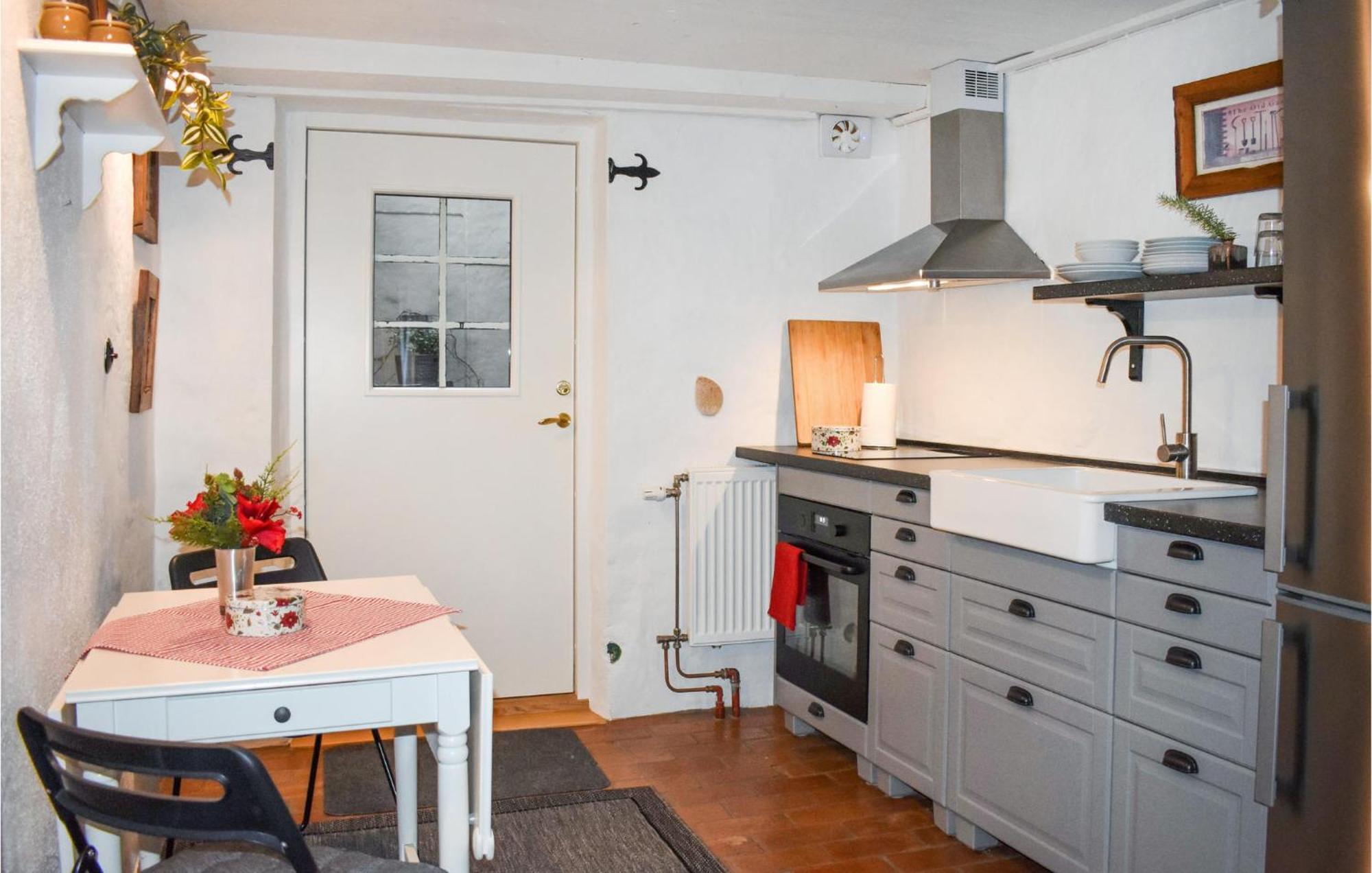1 Bedroom Amazing Apartment In Ystad Zewnętrze zdjęcie